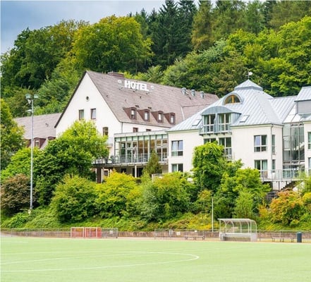 Hotel 12 Ladepunke